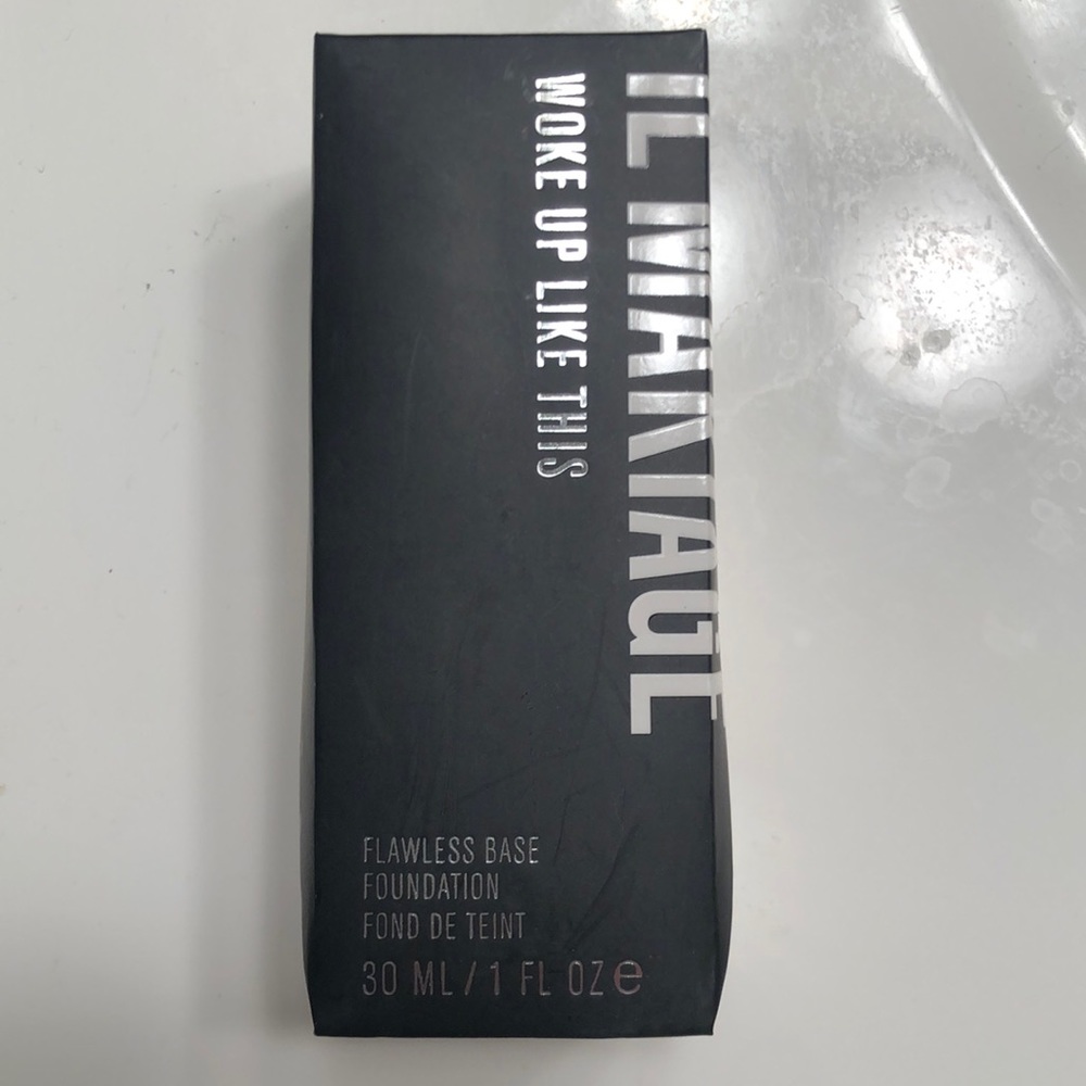 IL MAKIAGE woke up like this foundation 060
